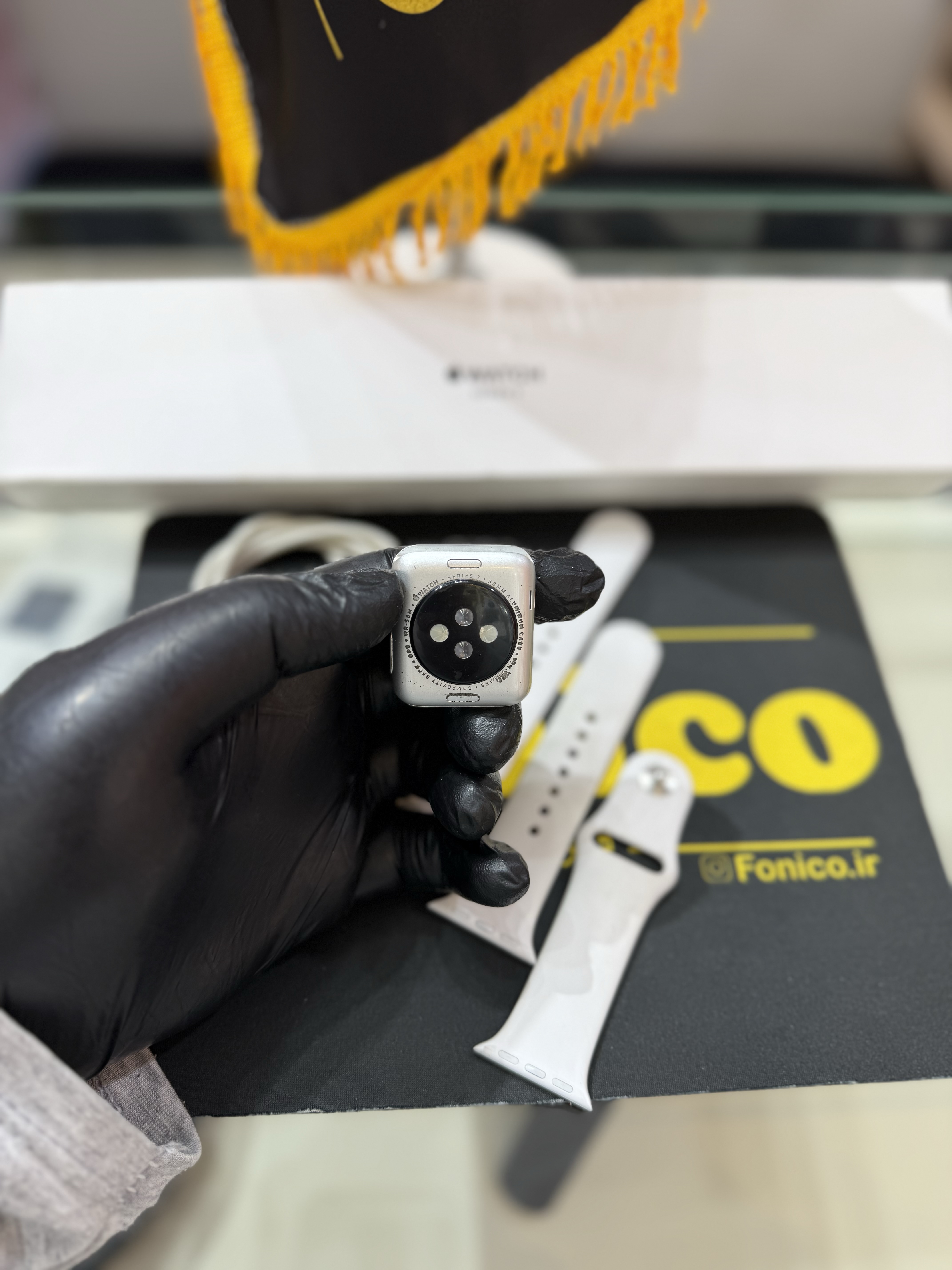ساعت Apple Watch series3(در حد نو کاملا سالم)